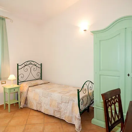 Li Troni 3* Budoni