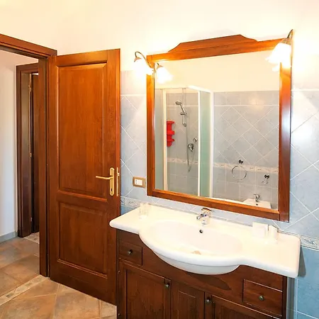 Apartahotel Li Troni