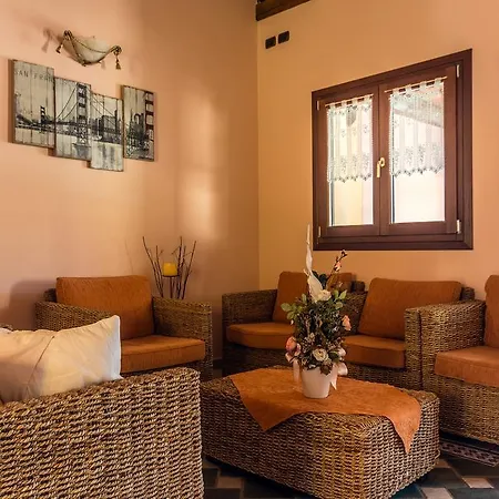 Apart Otel Li Troni Budoni