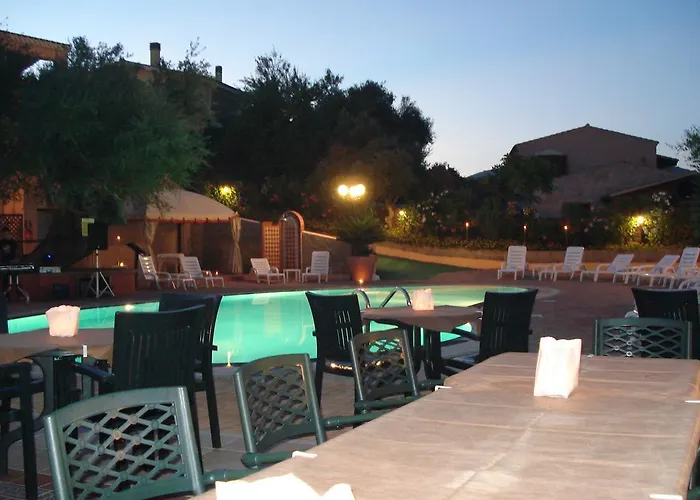 Li Troni Aparthotel Budoni