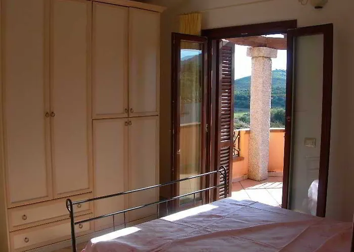 Aparthotel Li Troni Budoni