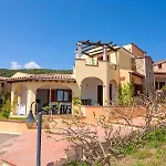 Li Troni Aparthotel Budoni