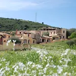 Li Troni Aparthotel Budoni