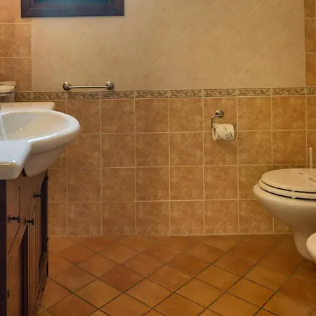 Aparthotel Li Troni 3*