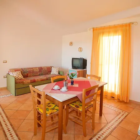 Aparthotel Li Troni Budoni