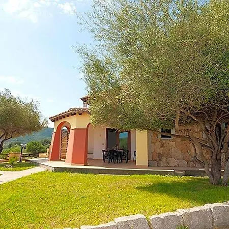 Apart Otel Li Troni 3*