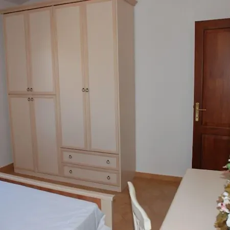 Apart Otel Li Troni Budoni