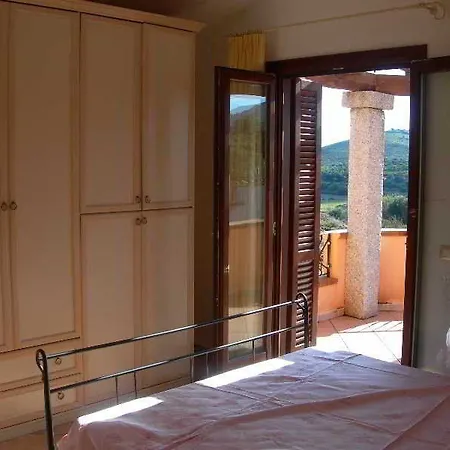 מלון דירות Li Troni בודוני