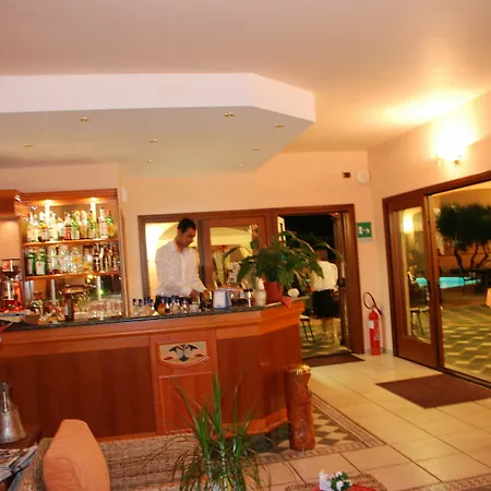 Li Troni Aparthotel Budoni